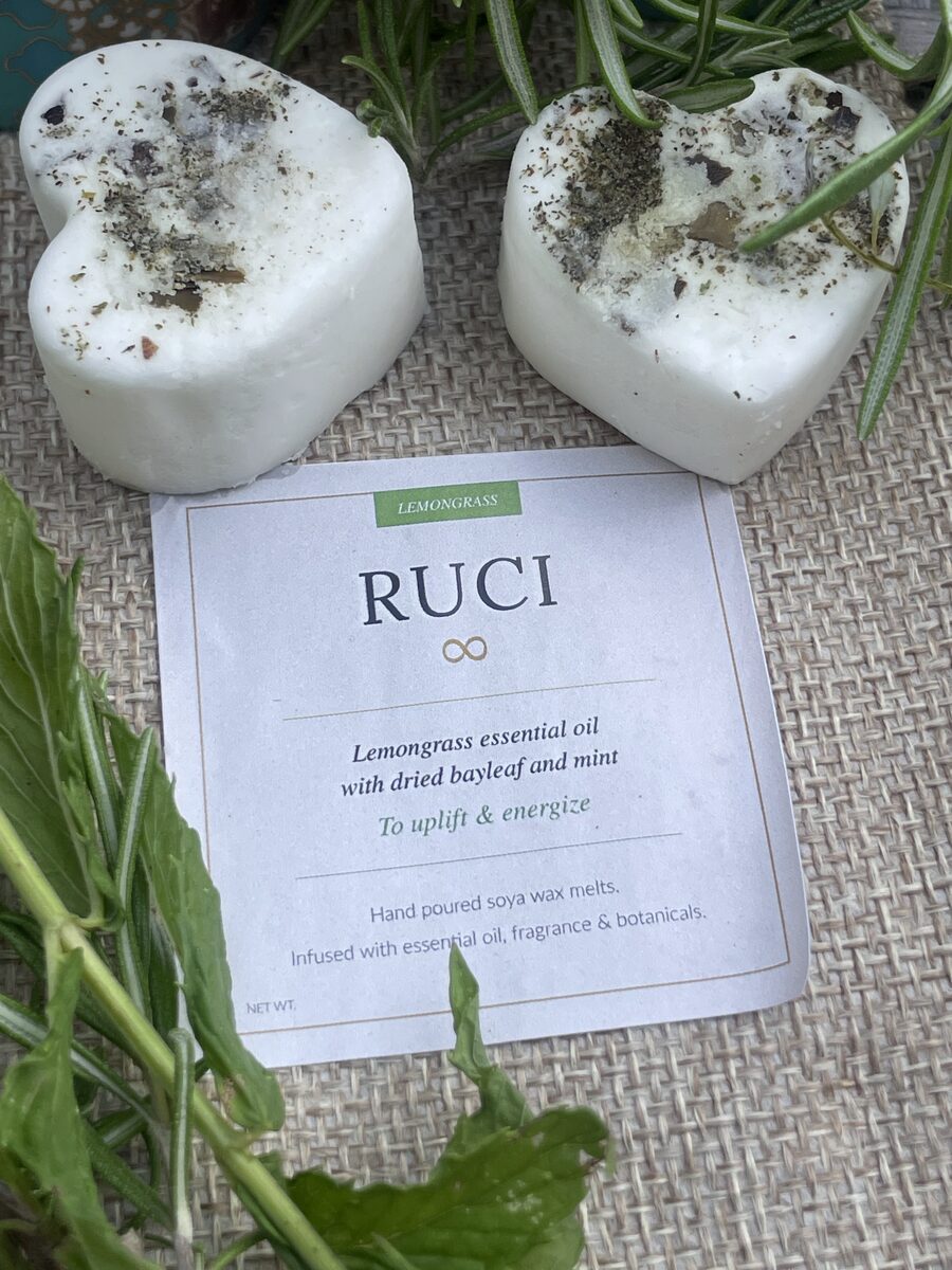 Lemongrass wax melts with herbs